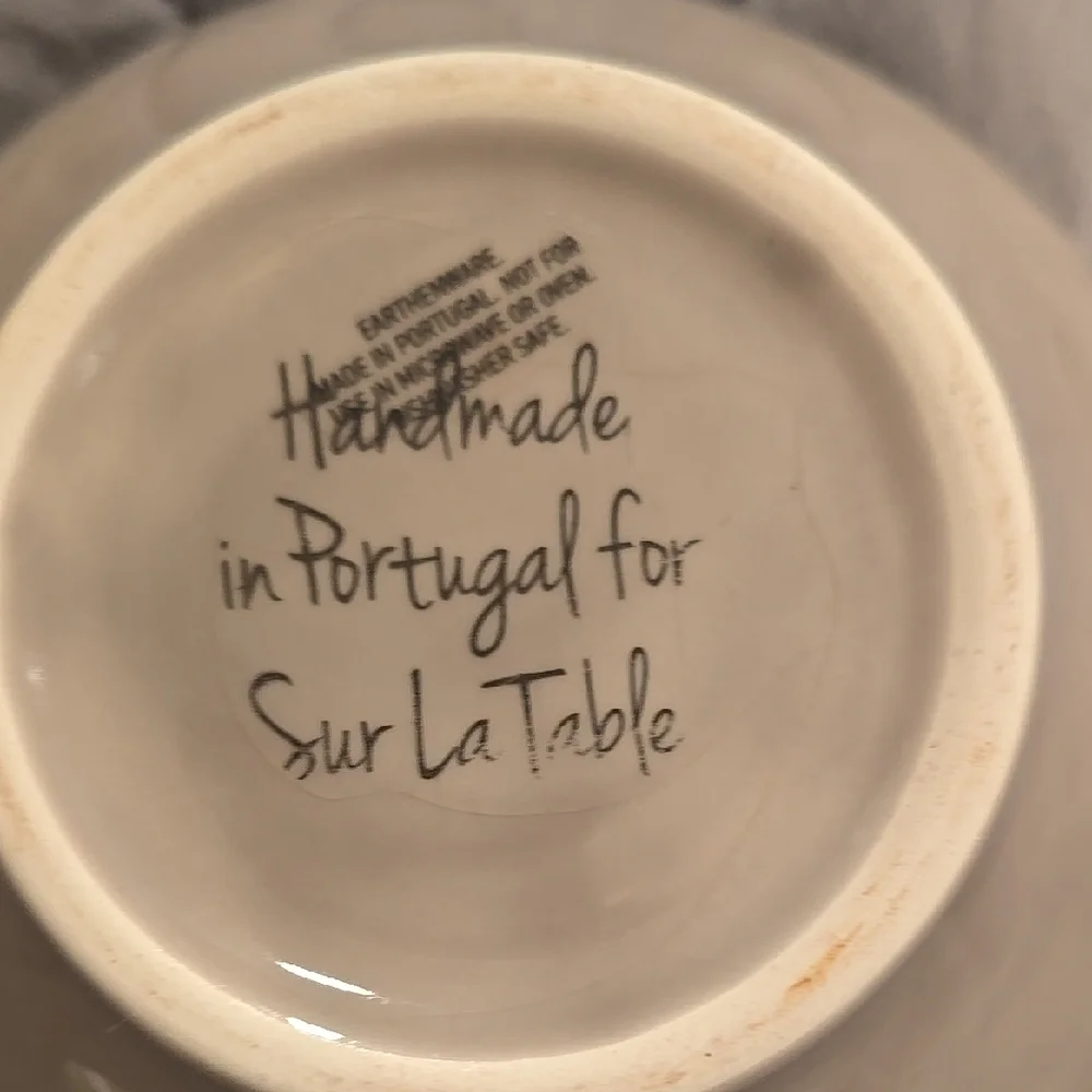 Elegant Ceramic Bowls Set